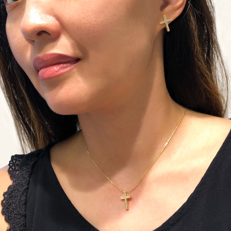 Tiny Gold Cross Necklace, Small Cross Necklace, Diamond Cross Necklace, Tiny  Cross Necklace, Confirmation Necklace, Communion Gift for Girls - Etsy | Tiny  cross necklace, Cross necklace silver, Diamond cross necklaces